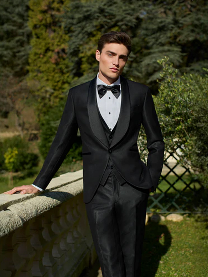 Costume de cérémonie homme Carlo Pignatelli disponible en boutique